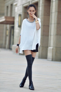 crew-neck-t-shirt-shorts-chelsea-boots-knee-high-socks-bracelet-large-2401