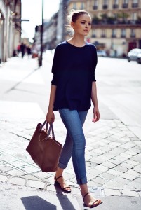 flat-shoes-with-jeans-street-style-ideas-7